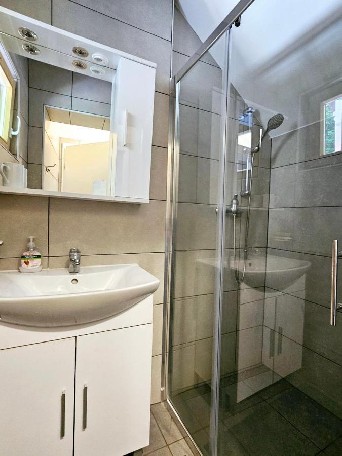 Hadam'S Apartments Bled Ngoại thất bức ảnh